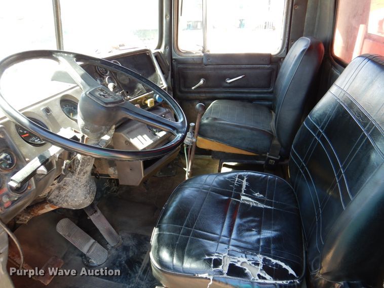 image for item DP3918 1988 Mack Econodyne R688ST  dump truck