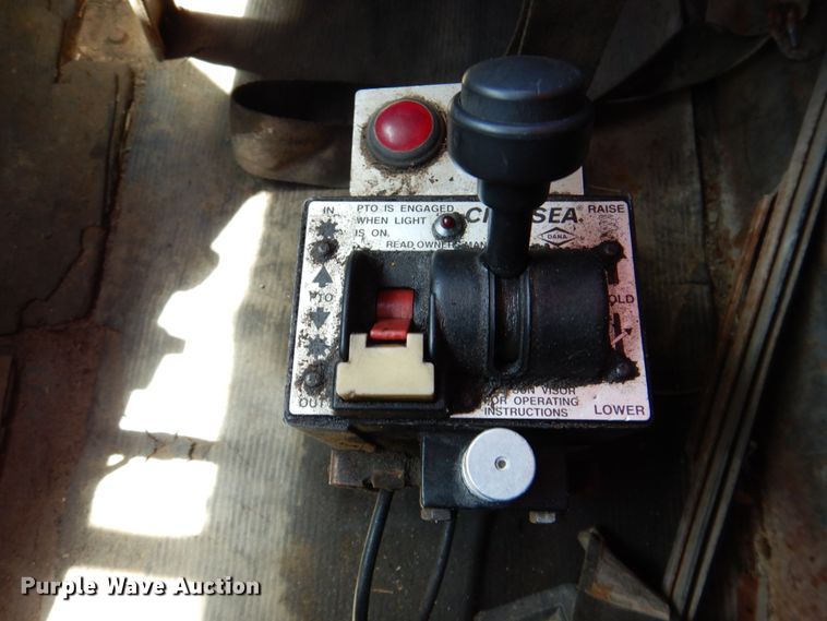 image for item DP3918 1988 Mack Econodyne R688ST  dump truck