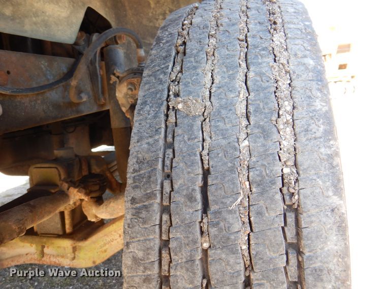 image for item DP3918 1988 Mack Econodyne R688ST  dump truck