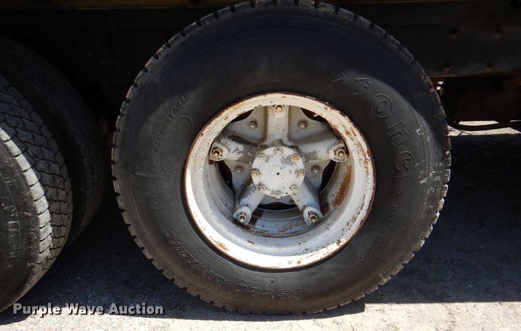 image for item DP3918 1988 Mack Econodyne R688ST  dump truck