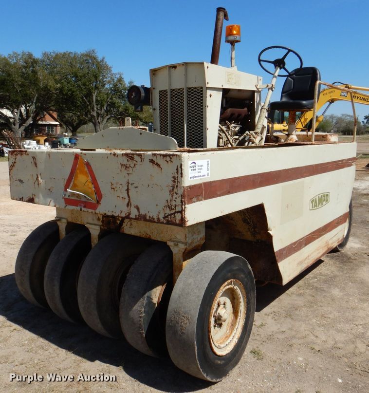 image for item DP3920 Tampo SP-312  pneumatic roller