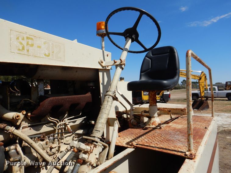 image for item DP3920 Tampo SP-312  pneumatic roller