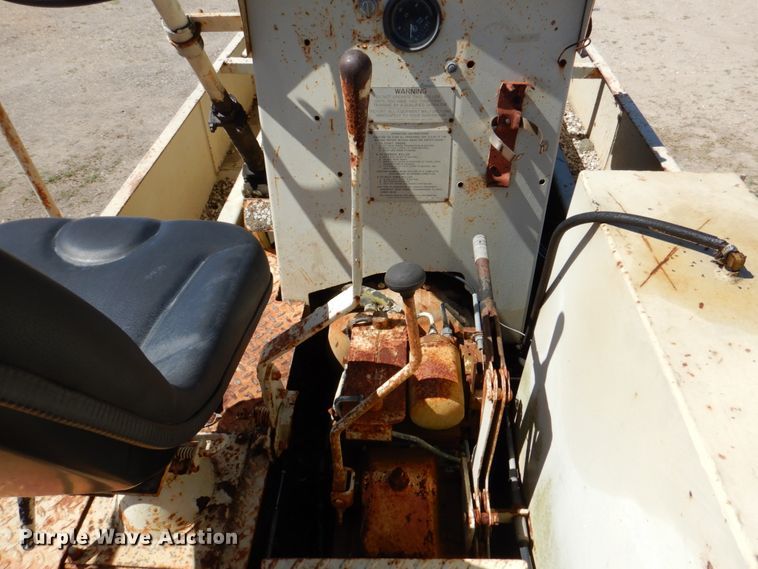 image for item DP3920 Tampo SP-312  pneumatic roller