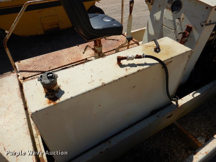 image for item DP3920 Tampo SP-312  pneumatic roller