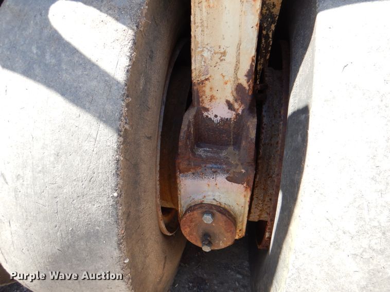 image for item DP3920 Tampo SP-312  pneumatic roller