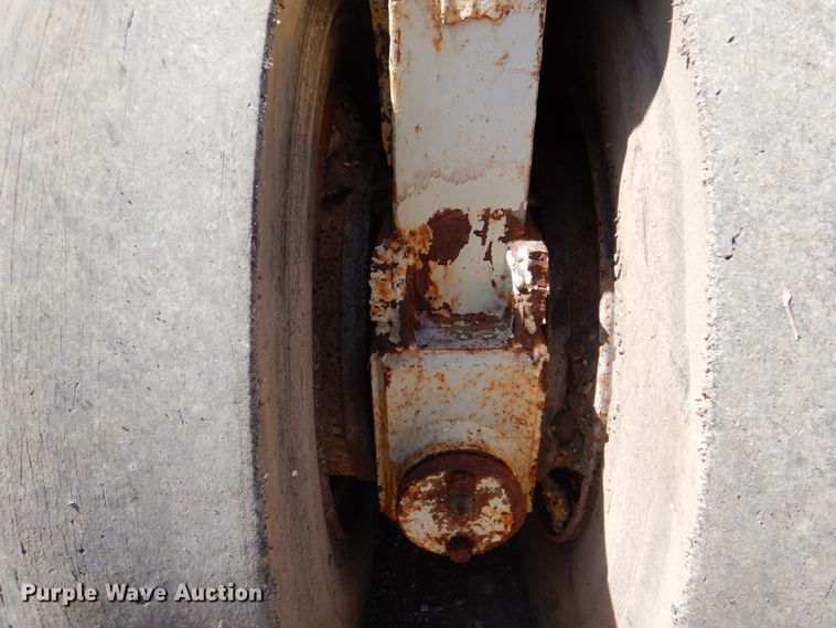 image for item DP3920 Tampo SP-312  pneumatic roller