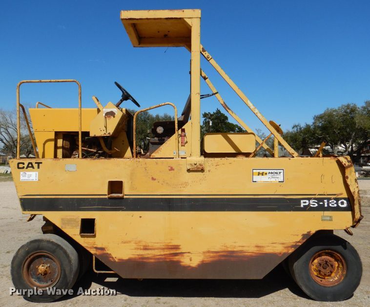 image for item DP3921 1987 Caterpillar PS-180  pneumatic roller