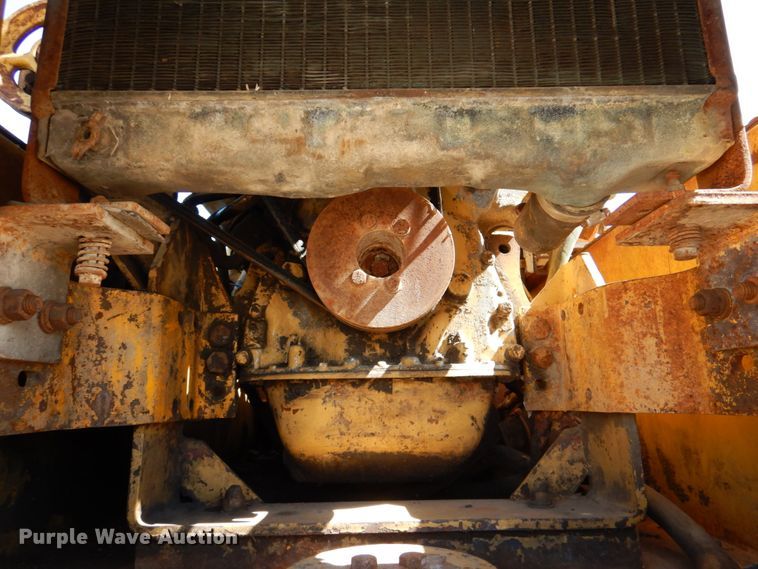 image for item DP3921 1987 Caterpillar PS-180  pneumatic roller