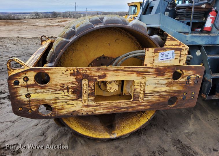 image for item DR0877 Bomag BW213PDB-3  single drum vibratory roller