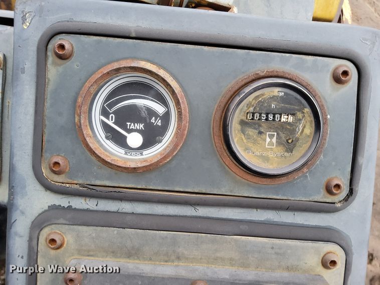 image for item DR0877 Bomag BW213PDB-3  single drum vibratory roller