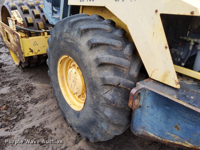 image for item DR0877 Bomag BW213PDB-3  single drum vibratory roller