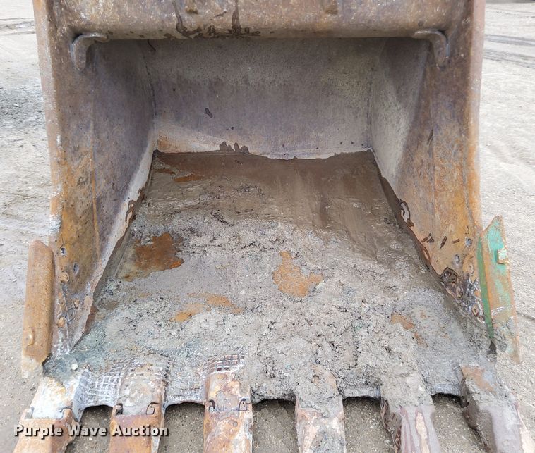 image for item DR0878 2008 Komatsu PC400LC-8  excavator