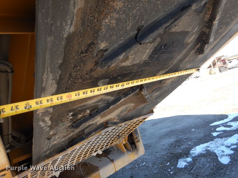 image for item DR1118 2013 Anaconda DF410  screen