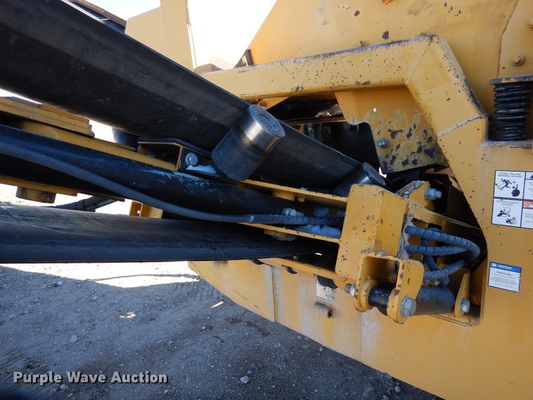 image for item DR1118 2013 Anaconda DF410  screen