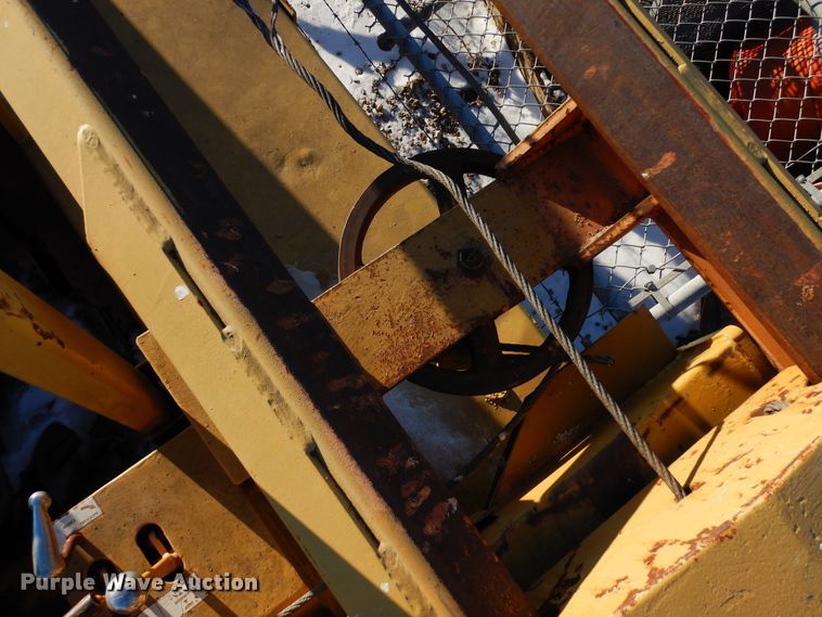 image for item DR1125 BMC MH42 B  concrete breaker