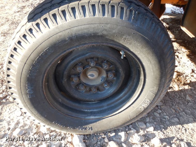 image for item DR1125 BMC MH42 B  concrete breaker