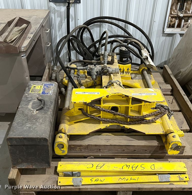 image for item EX9618 Wachs Super D  guillotine pipe cutter