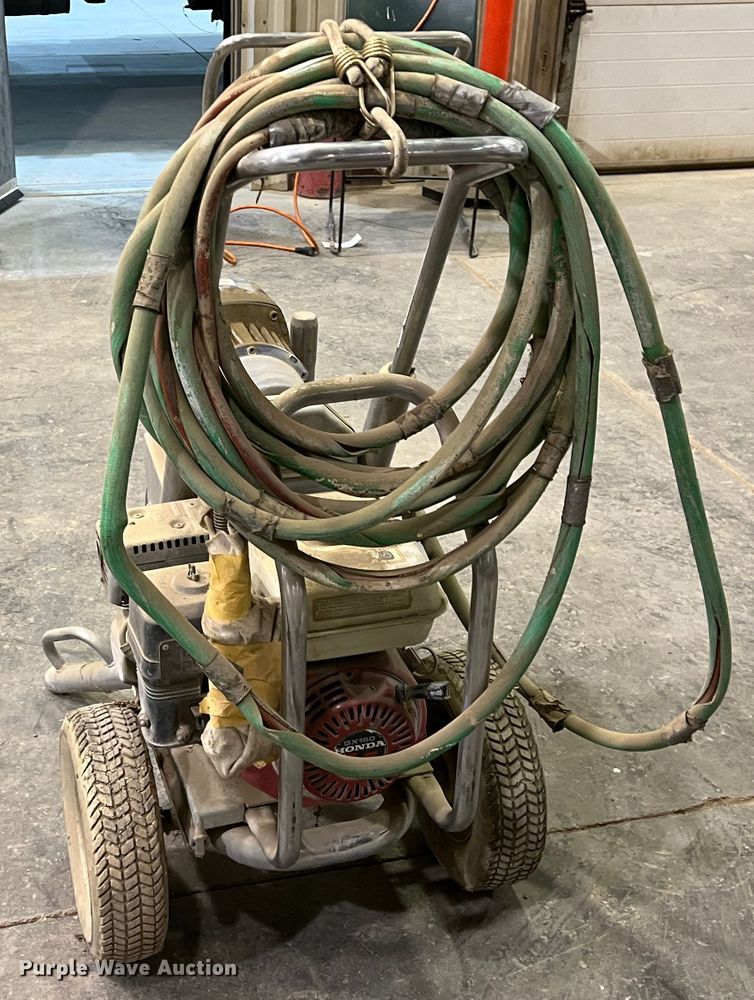 image for item EX9623 Graco Gmax 5900  airless paint sprayer