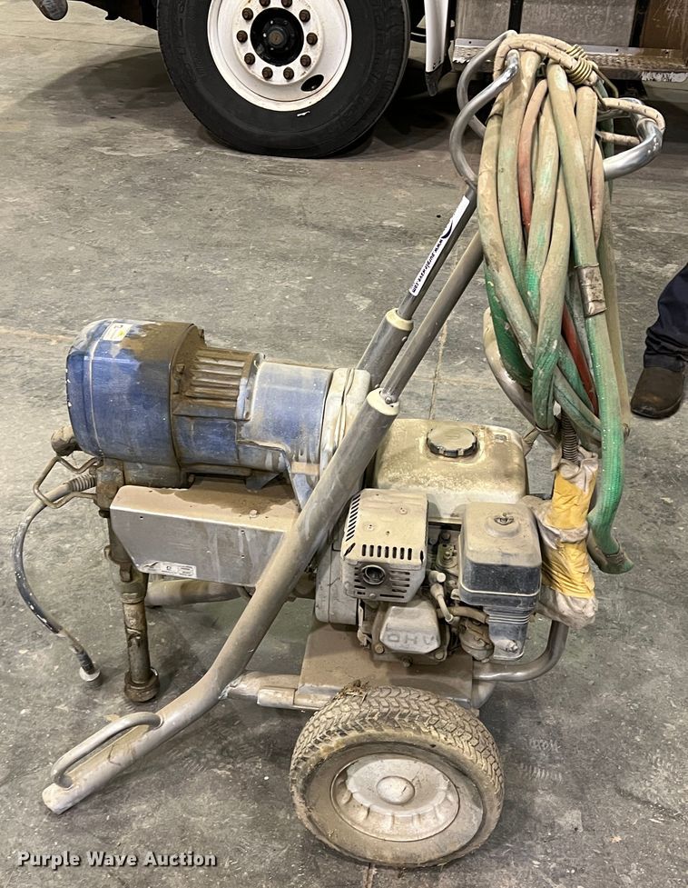 image for item EX9623 Graco Gmax 5900  airless paint sprayer