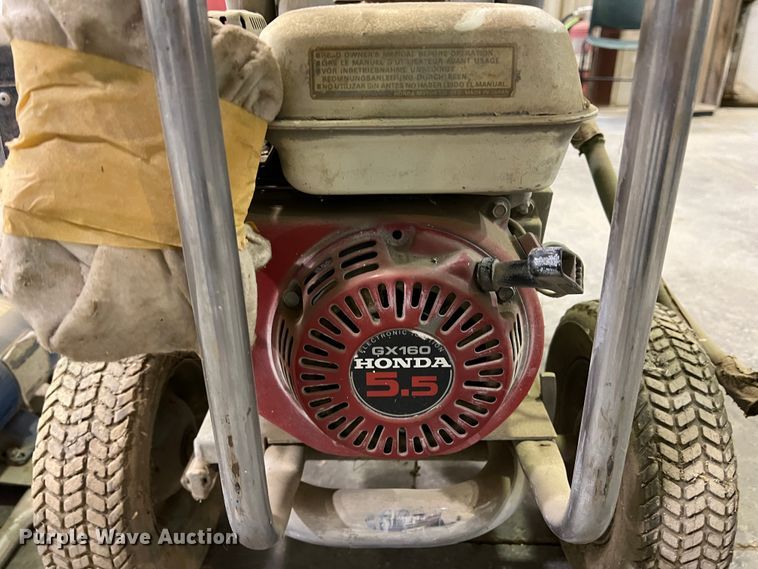 image for item EX9623 Graco Gmax 5900  airless paint sprayer