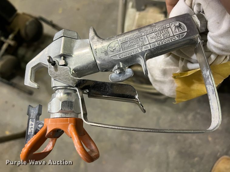 image for item EX9623 Graco Gmax 5900  airless paint sprayer