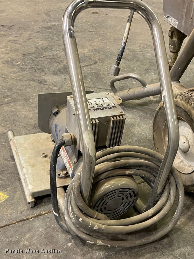 image for item EX9623 Graco Gmax 5900  airless paint sprayer