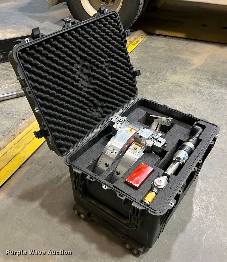 image for item EX9625 E.H. Wachs  split frame orbital cutter