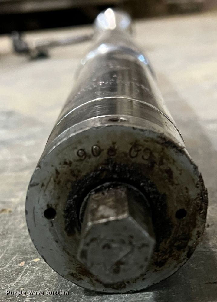 image for item EX9626 TD Williamson T101  drilling machine