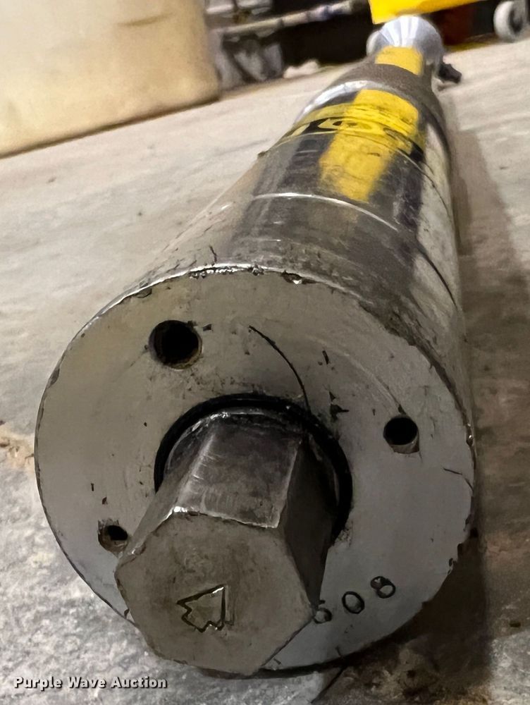 image for item EX9627 TD Williamson T101  drilling machine