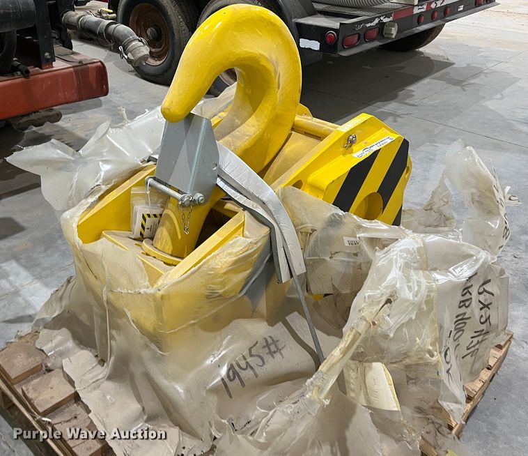 image for item EX9629 Ropeblock FRB 400  crane block and hook