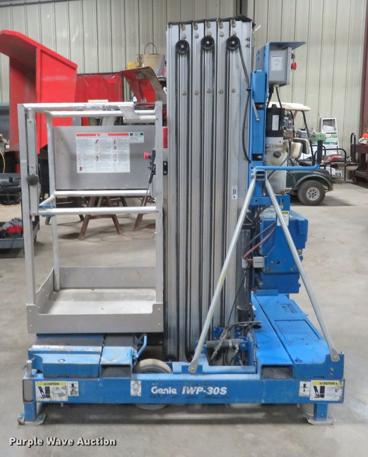 image for item FB9779 2004 Genie IWP-30S  vertical lift