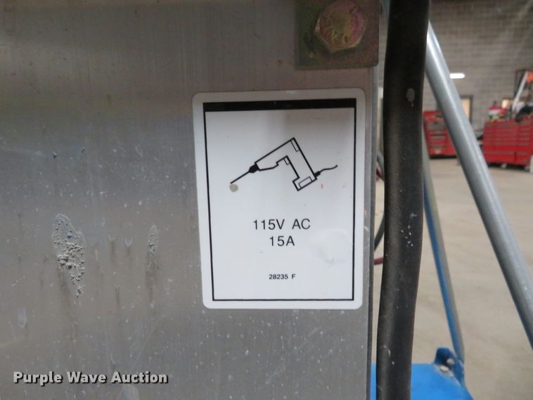 image for item FB9779 2004 Genie IWP-30S  vertical lift