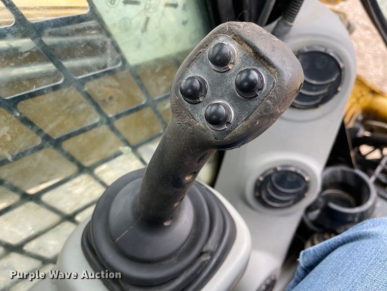 image for item FV9412 2012 Caterpillar 289C2  tracked skid steer loader