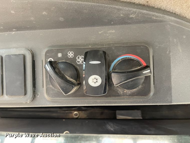 image for item FV9412 2012 Caterpillar 289C2  tracked skid steer loader