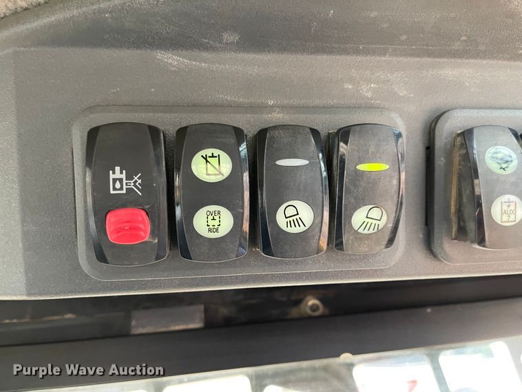 image for item FV9412 2012 Caterpillar 289C2  tracked skid steer loader