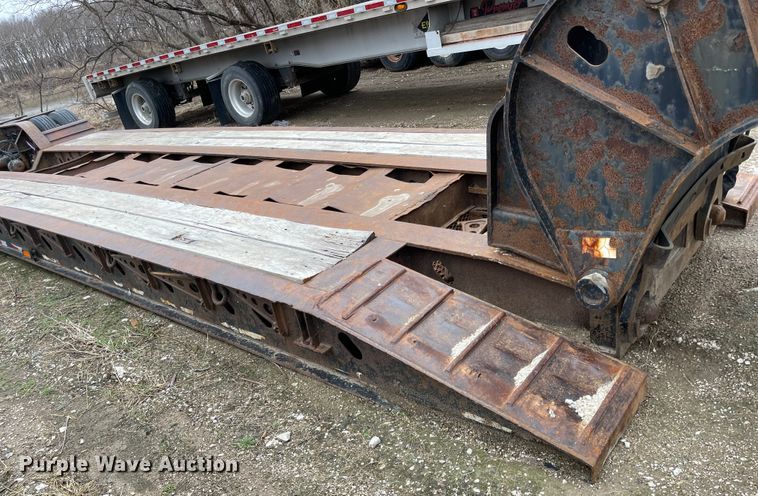 image for item FV9414 2008 XL  lowboy equipment trailer