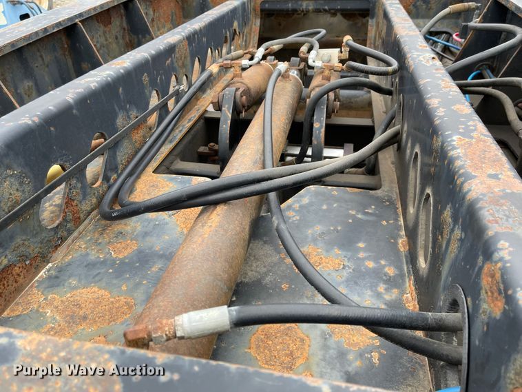 image for item FV9414 2008 XL  lowboy equipment trailer