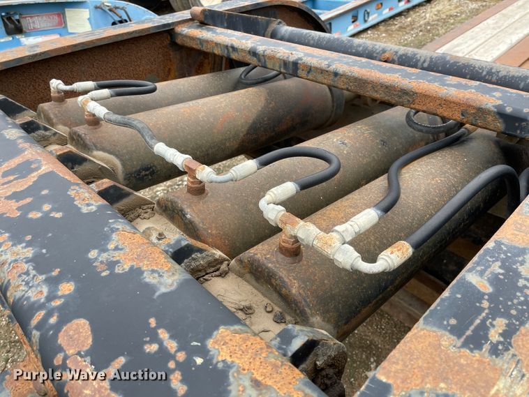 image for item FV9414 2008 XL  lowboy equipment trailer