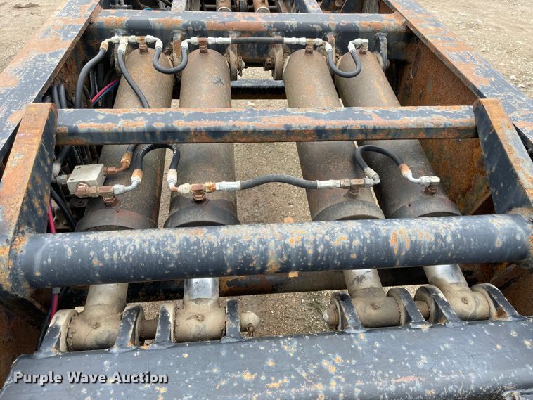 image for item FV9414 2008 XL  lowboy equipment trailer