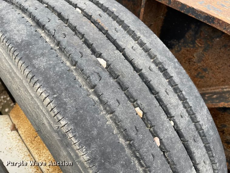 image for item FV9414 2008 XL  lowboy equipment trailer