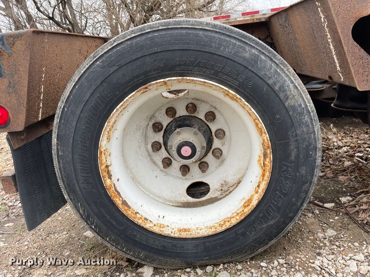 image for item FV9414 2008 XL  lowboy equipment trailer