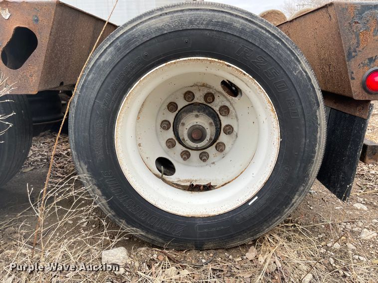 image for item FV9414 2008 XL  lowboy equipment trailer