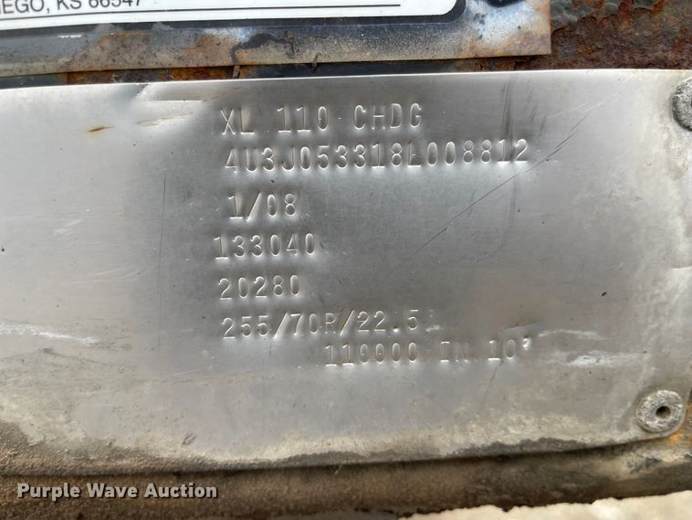 image for item FV9414 2008 XL  lowboy equipment trailer