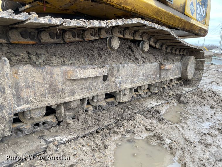 image for item FV9415 2007 Komatsu PC300LC-7E0  excavator