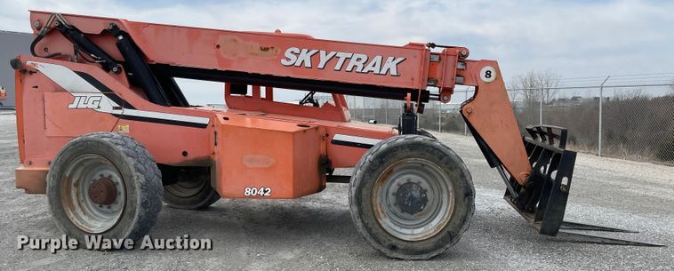 image for item FV9428 JLG 8042  telehandler