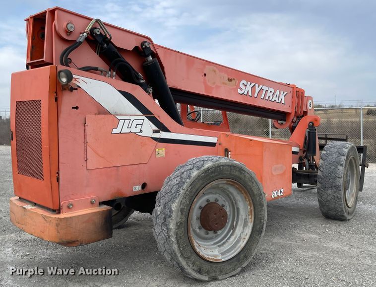 image for item FV9428 JLG 8042  telehandler