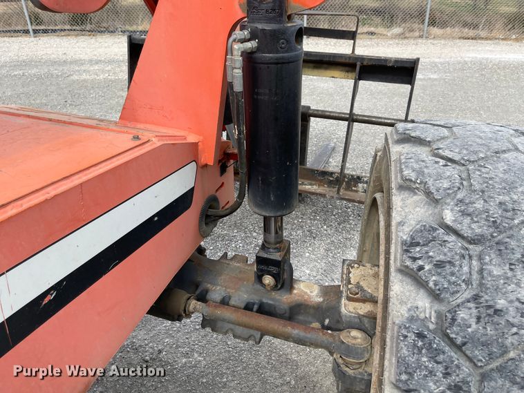 image for item FV9428 JLG 8042  telehandler