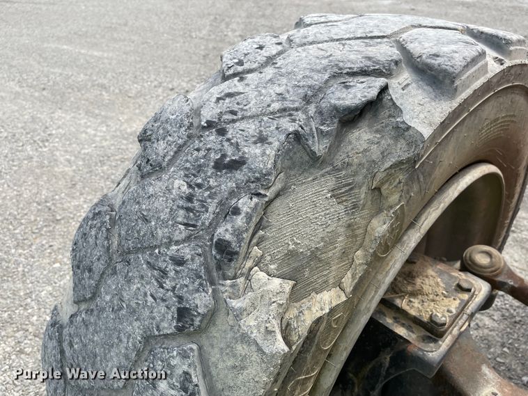 image for item FV9428 JLG 8042  telehandler