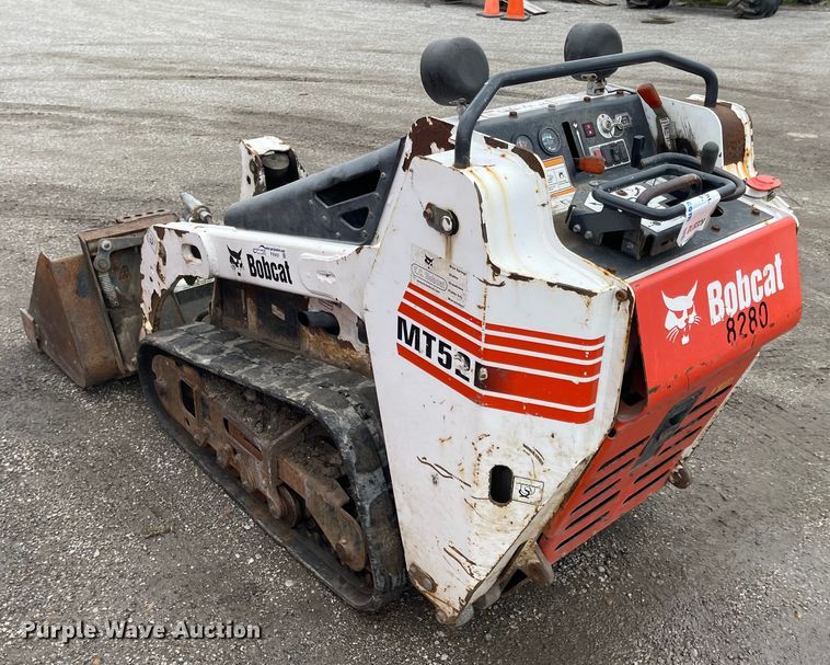 image for item FV9431 2006 Bobcat MT52  compact utility loader