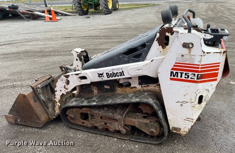image for item FV9431 2006 Bobcat MT52  compact utility loader